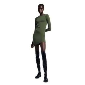 New Zara green midi long sleeve dress sz M